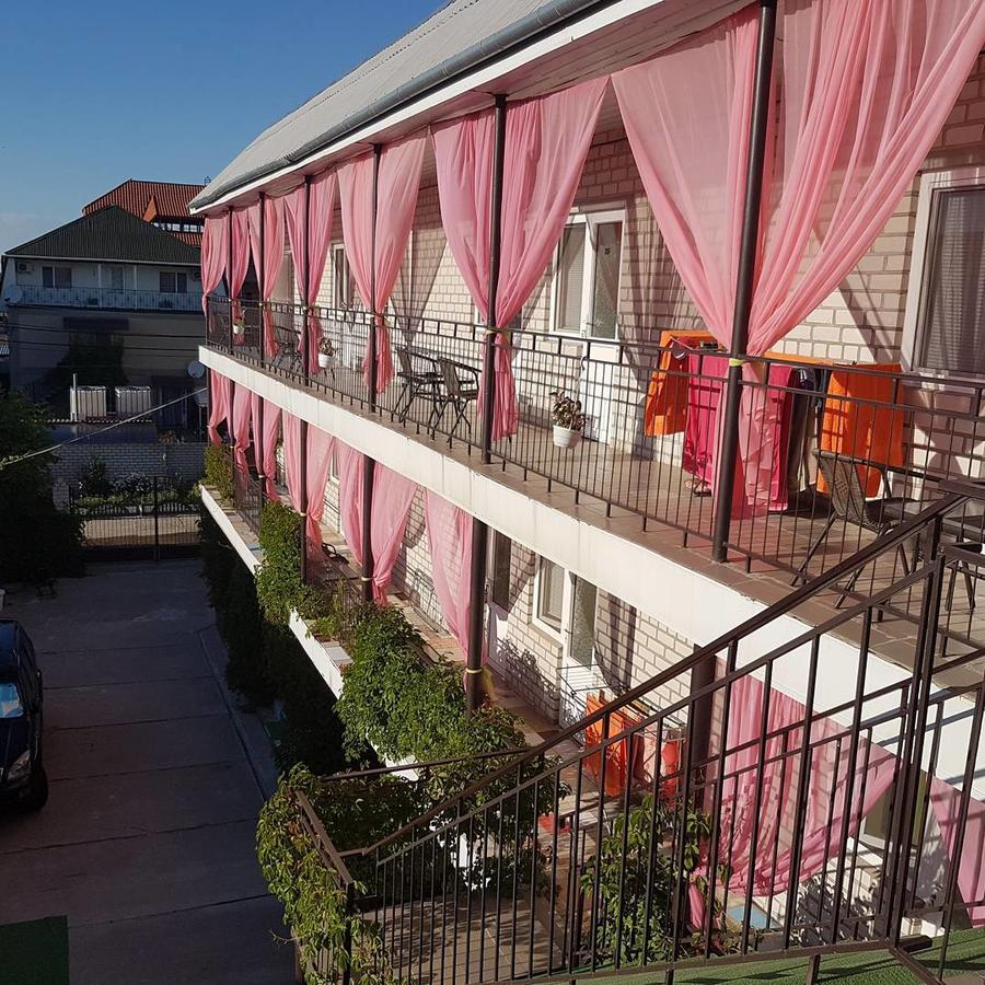 Hotel Flamingo Zaliznyy Port Εξωτερικό φωτογραφία